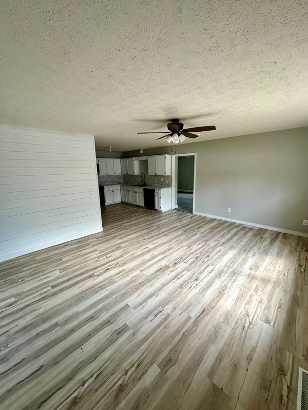 Photo - 1107 Becky Ln