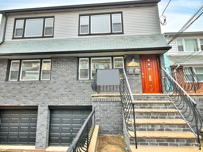 Building Photo - 6925 Liberty Ave Rental