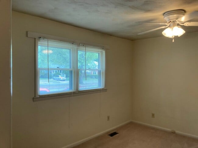 Photo - 12 Clemwood Pkwy