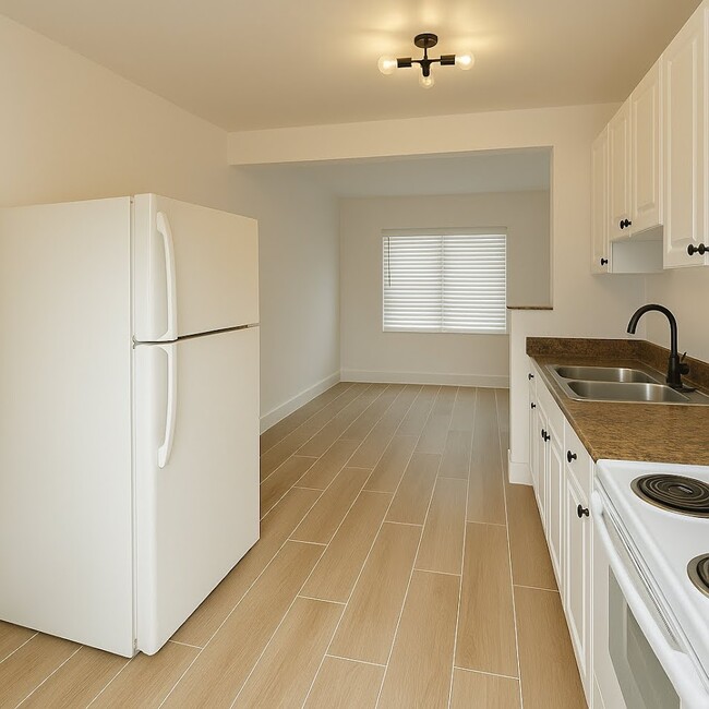 Photo - 1600 Center St