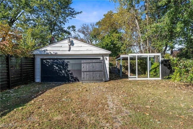 Photo - 11702 Brookfield Ave Unit 1/DN