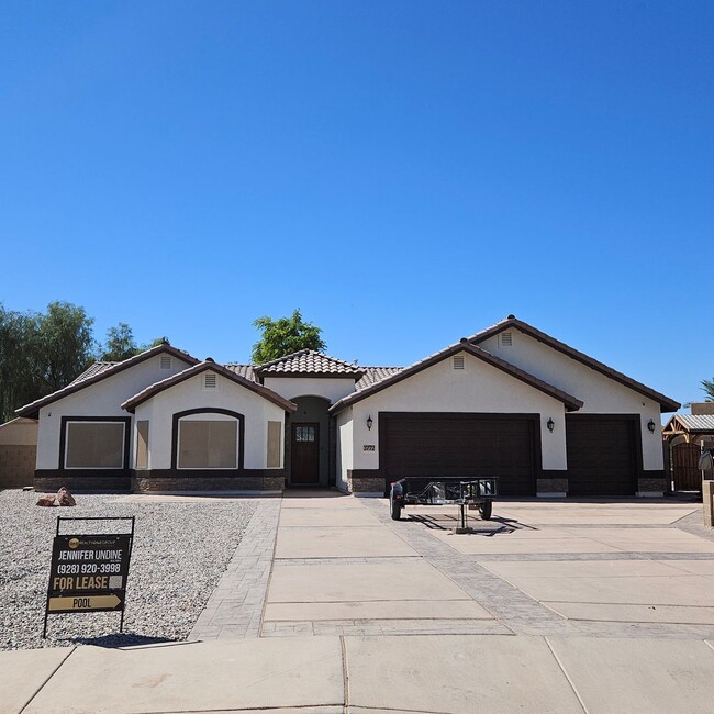 Custom Pool Home for Rent - Custom Pool Home for Rent