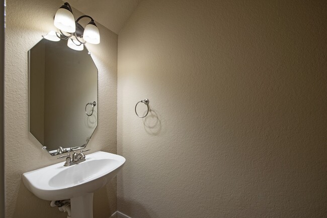 Photo - 46 N Planchard Cir