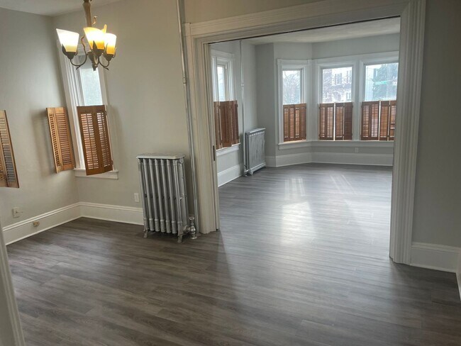 Photo - 387 Branch Ave Unidad 1