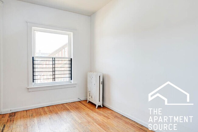 Photo - 2659 N Spaulding Ave Unit 123