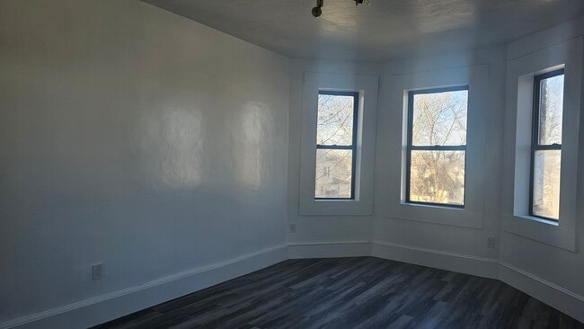 Photo - 22 Crawford St Unidad Beautiful Crawford Street 3 bedroom