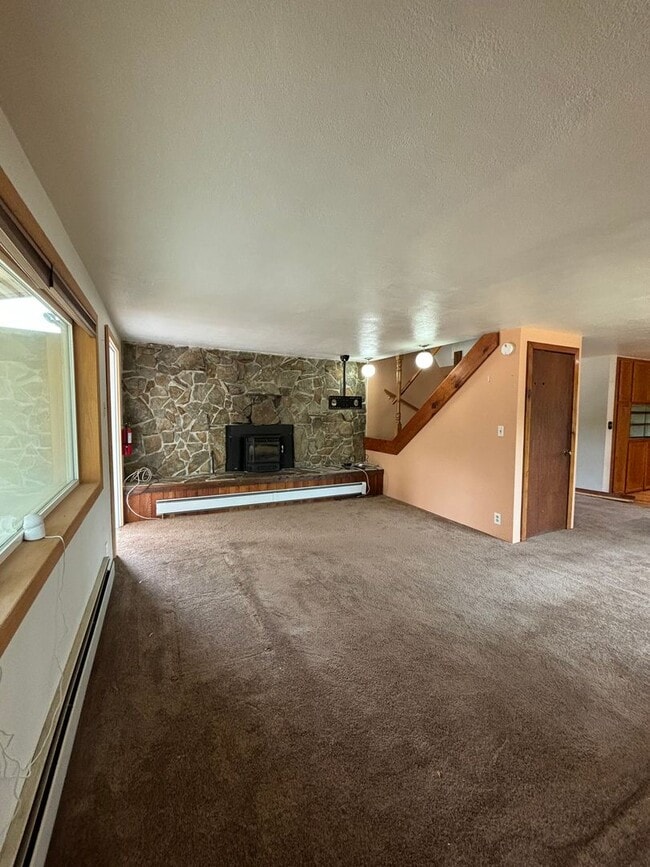 Photo - 2000 Steese Hwy Unit 1