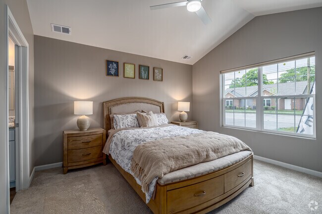 2BR, 2BA - 1,100SF - Primary Bedroom