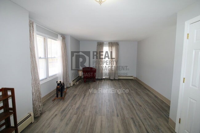 Photo - 17 Ellison Dr Unit 1