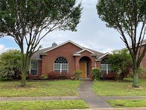 Building Photo - 1520 Summerfield Dr