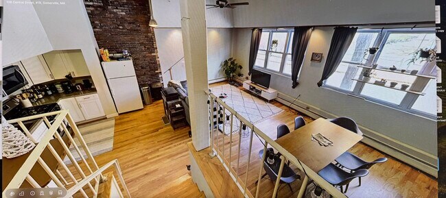 Photo - 108 Central St Unit 1R