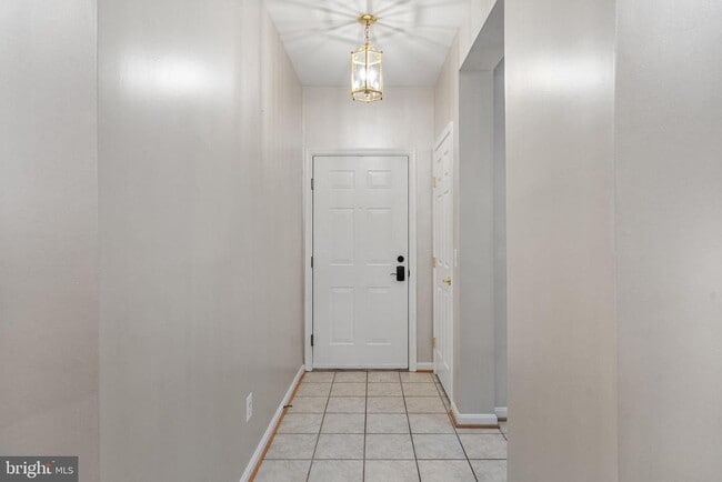 Building Photo - 1024 Leeward Way Unit 1032