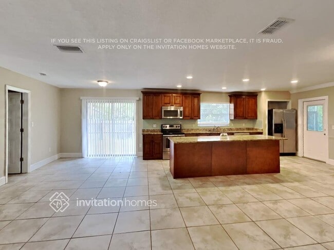 Photo - 7161 Lenape Cir