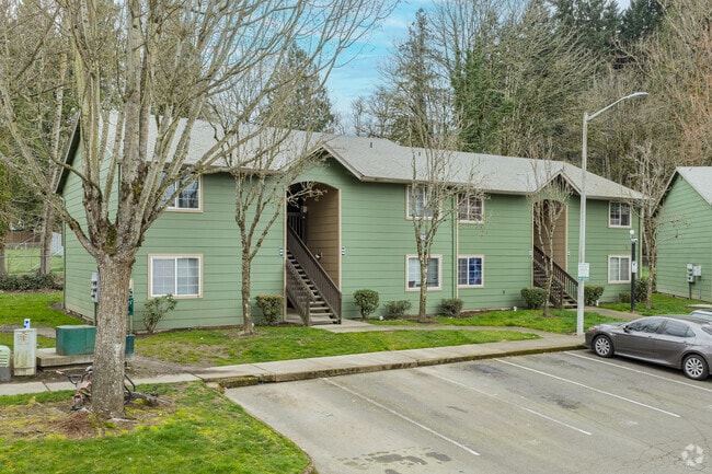 Building Photo - Pier Park