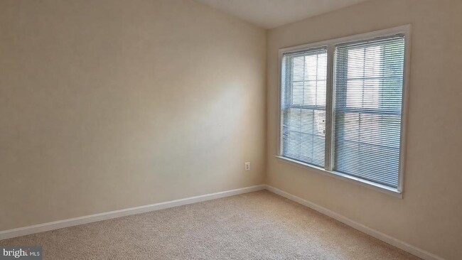 Photo - 9640 Potters Hill Cir