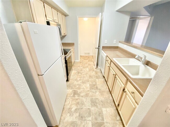 Photo - 555 E Silverado Ranch Blvd Unit 2150