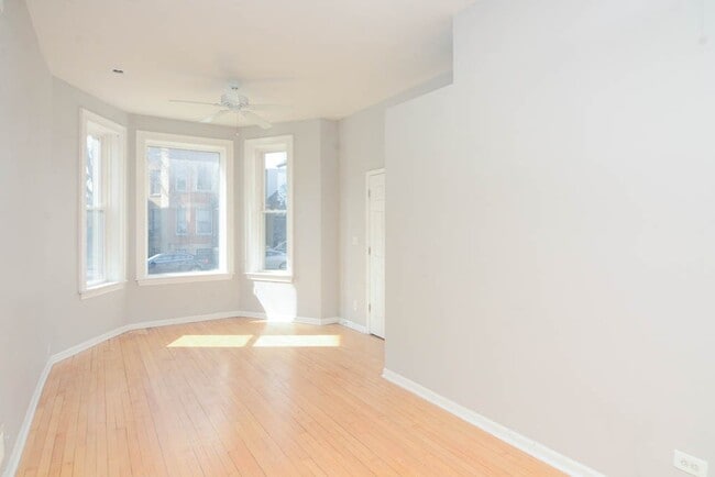 Photo - 2022 W Augusta Blvd Unit G09C