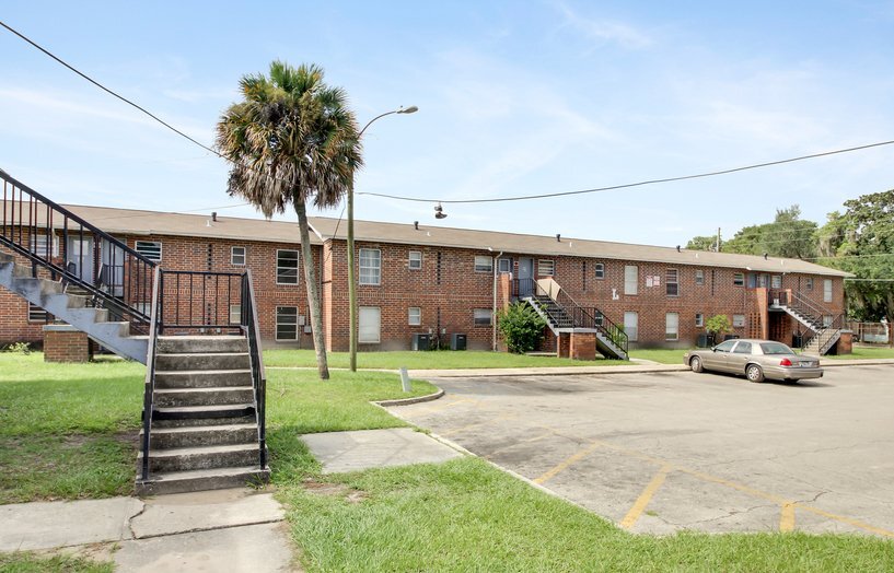 Photo - 500 S Warner Ave Unit #500