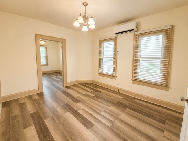 Photo - 1009 Jackson Ave