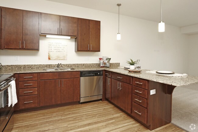Photo - Cascade Apartments