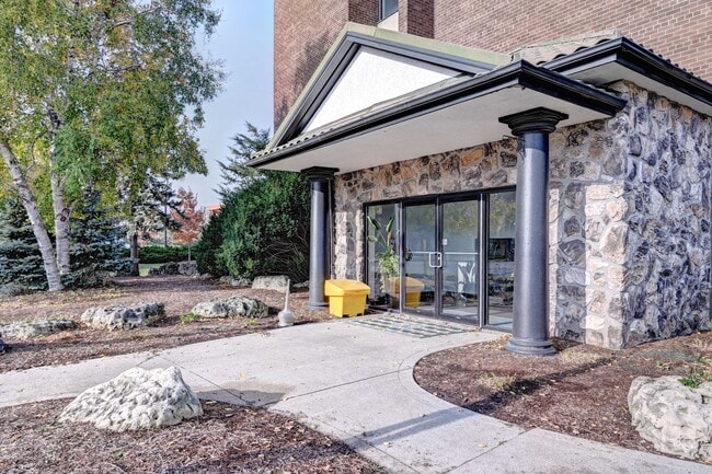 Photo - 85 & 89 Willow Road Apartments