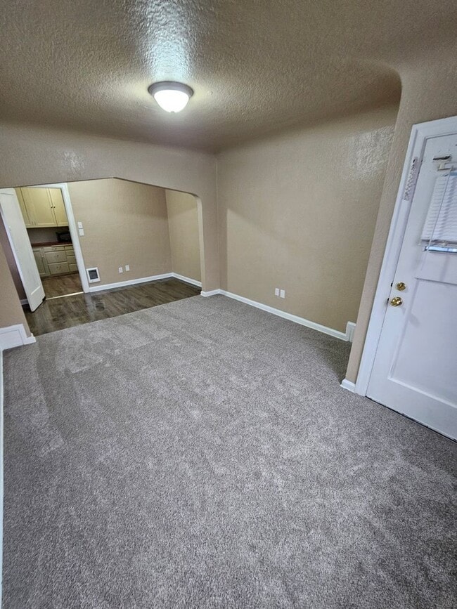 Photo - Downtown Unit, renovated, spacious, close to the base, ferry, and shopping