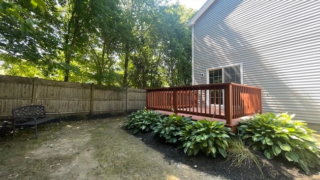 16 Tuckerdale Way