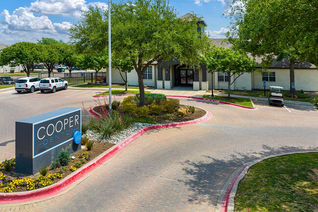 Cooper Denton - Cooper Denton Apartments