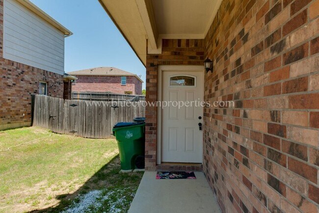 Photo - 706 Parkplace Ridge