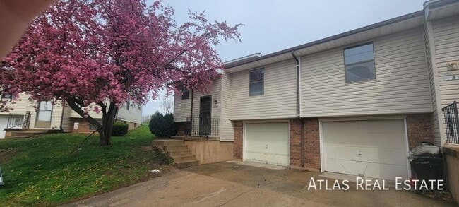 Building Photo - 17312 E 48th Terrace S Rental