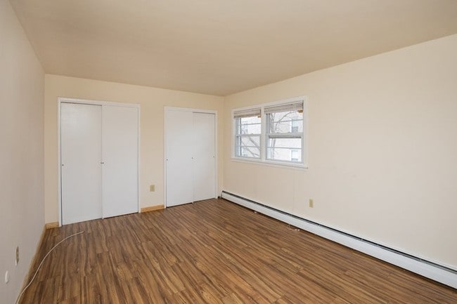 Photo - Cambridge Manor