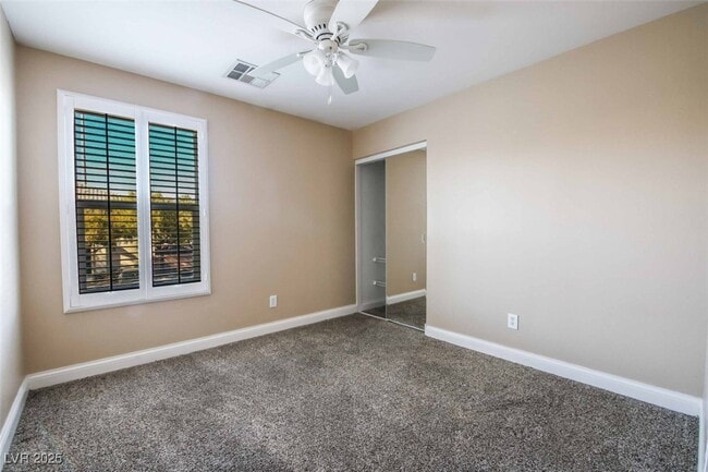 Building Photo - 9120 Ripple Ridge Ave Unit 103