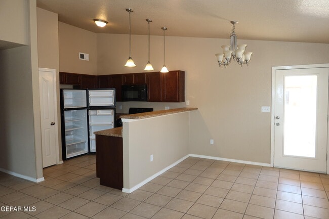 Photo - 14217 Otter Point Ct