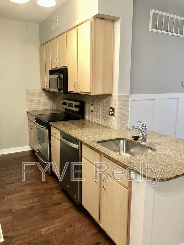 Photo - 1803 Broadway Unidad Apt 323