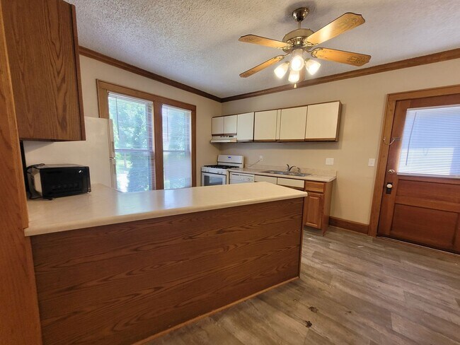 757-759 17th Street