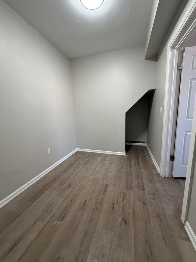 Photo - 4500 S Wood St Unit 2M