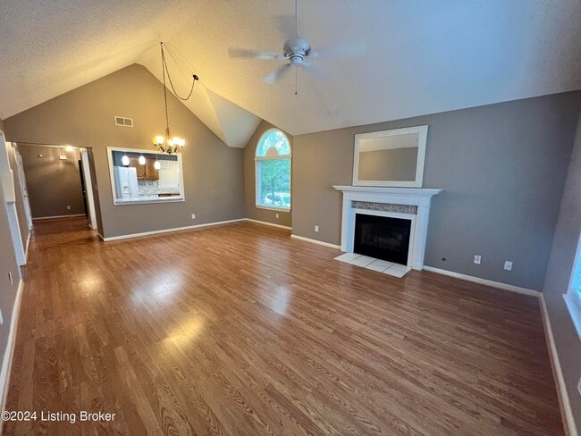 Photo - 8002 Castle Pines Ct