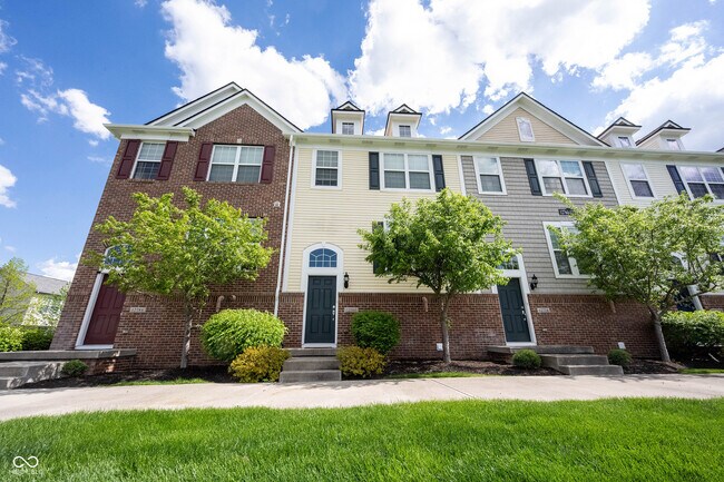 Building Photo - 12780 Tamworth Dr