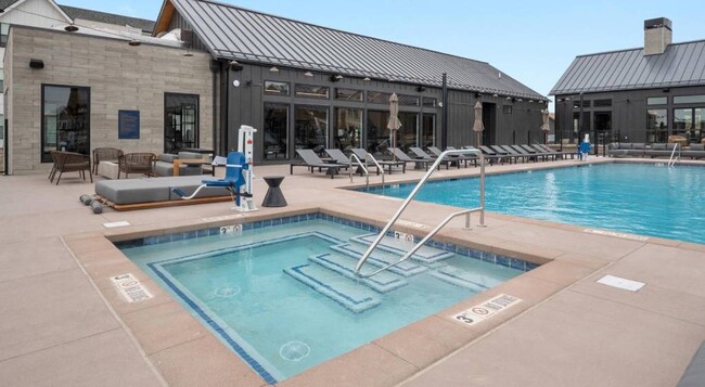 Photo - Madison at Canyons, The