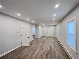 Building Photo - 10 Brooks Ave Unit 2