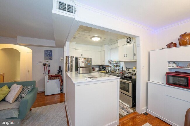 Photo - 2440 N 50th St