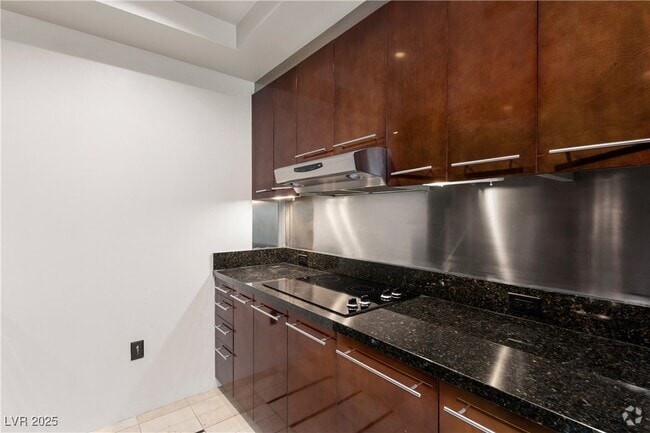 Building Photo - 2700 S Las Vegas Blvd Unit 3005 Rental