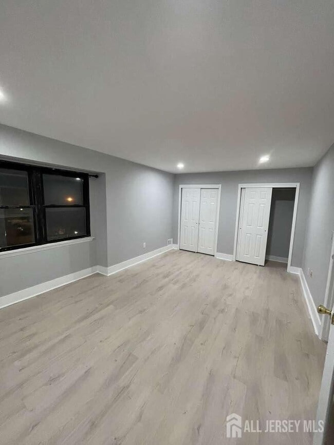 Photo - 807 Merrywood Dr