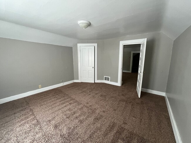 Photo - 828 Huestis Ave Unit Apt 2