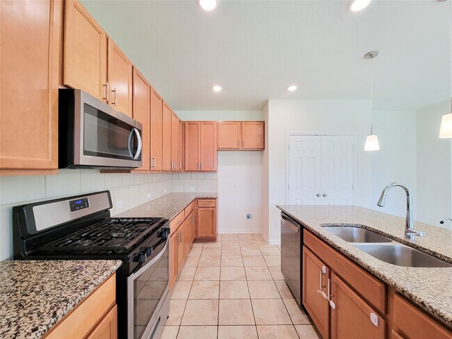 Photo - 14108 Wedgewood Lakes Ct