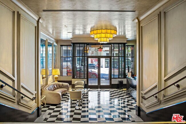 Photo - 1645 Vine St Unit 605