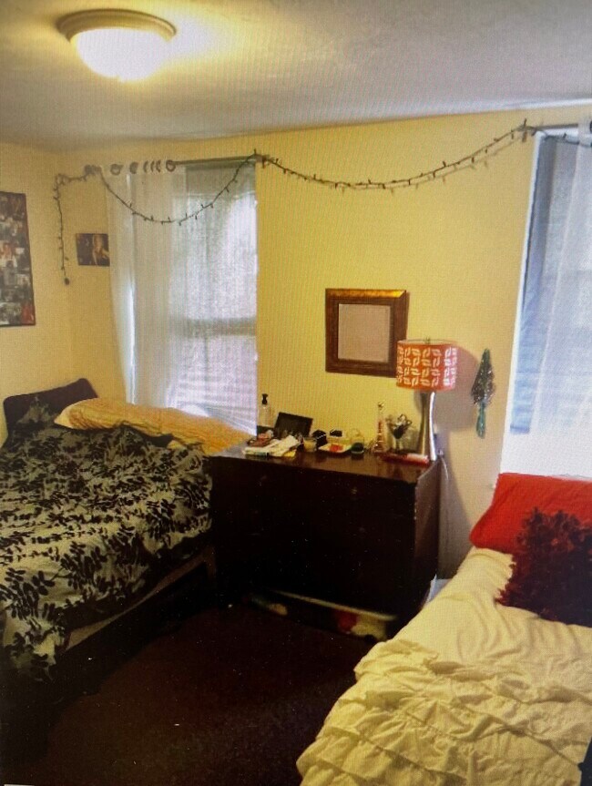 Photo - 14 Aberdeen St Unit 1