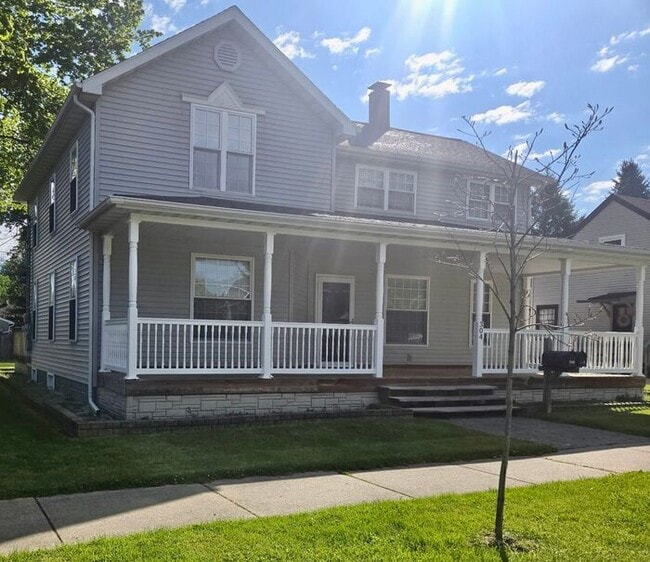 Building Photo - 2 bedroom unit in Berrien Springs