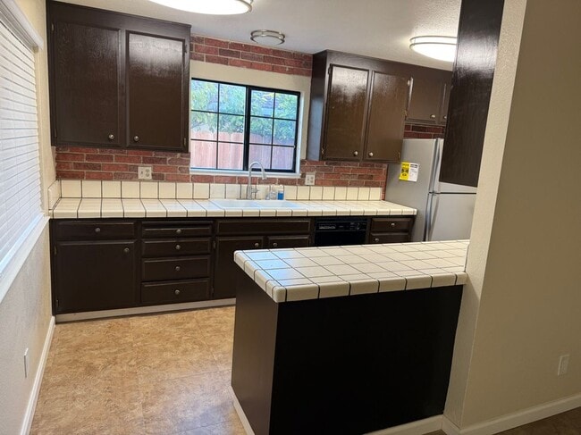 Photo - 90 Meadow Terrace