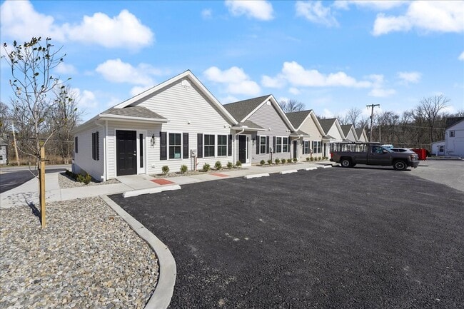 Photo - 552 Creek Rd